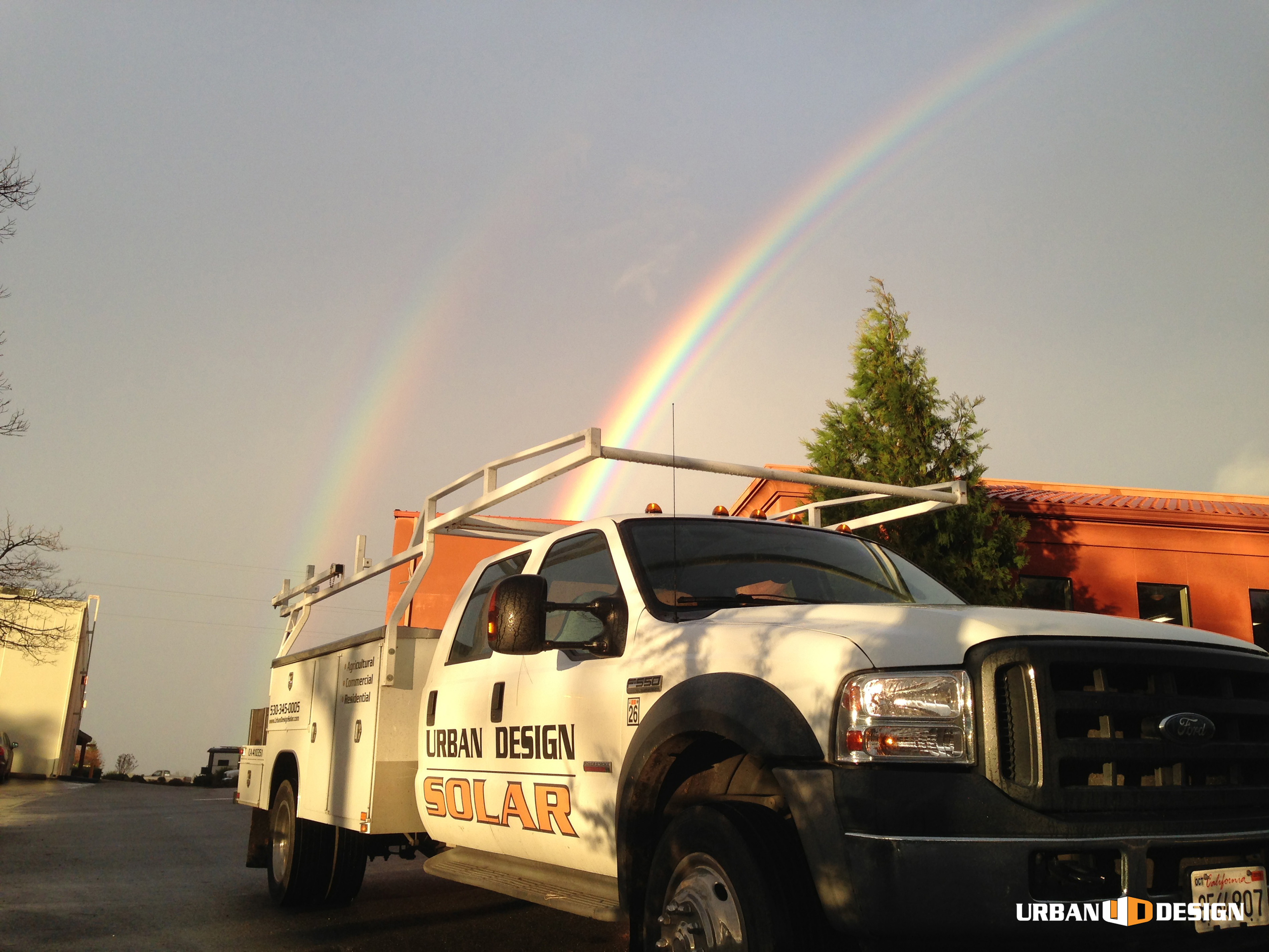 Rainbow truck (1)